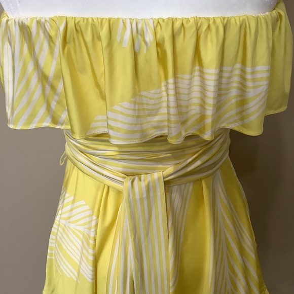 BCBG Maxazria Yellow Strapless Top NWOT Med - Picture 4 of 8